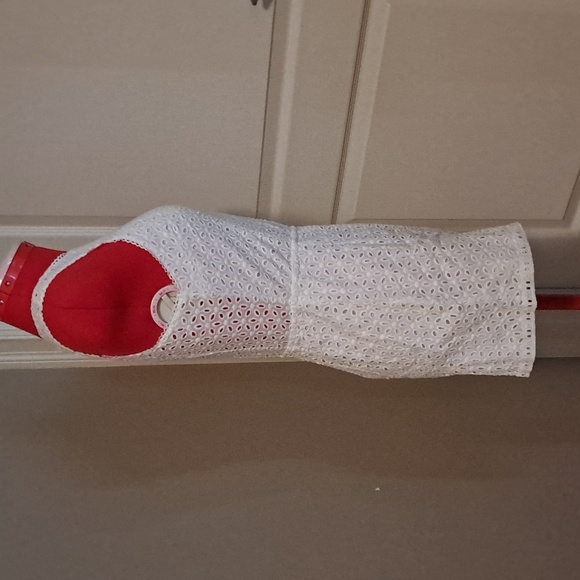 NWT BB Dakota Romper White Eyelet Size 4 - Picture 3 of 8